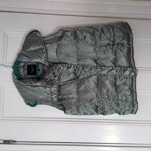 🌙📨 Talbots Shimmery Sage Puffer Vest